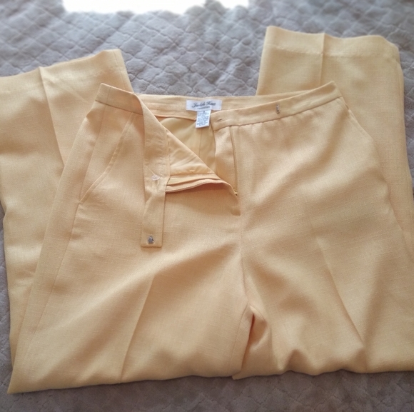 Judith Hart yellow size 12 pleated pants - Picture 7 of 12